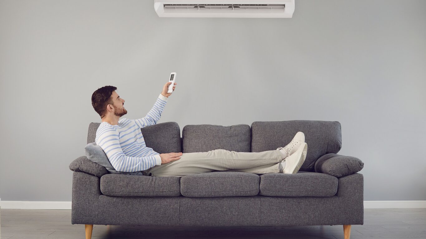 冷房で身体がだるい原因とは?夏の”冷え疲れ”を防ぐ方法